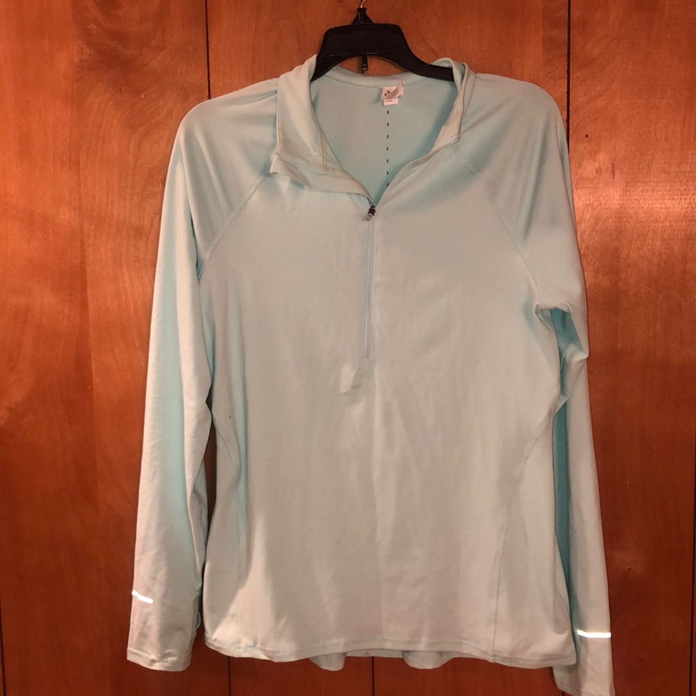 Athletic quarter zip